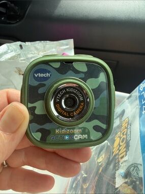 VTech Kidizoom Action Cam - Green Camo